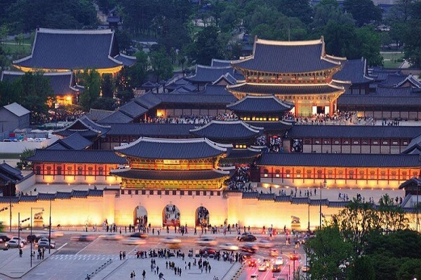 Đi du học Hàn Quốc đừng quên tham quan cung điện truyền thống Seoul